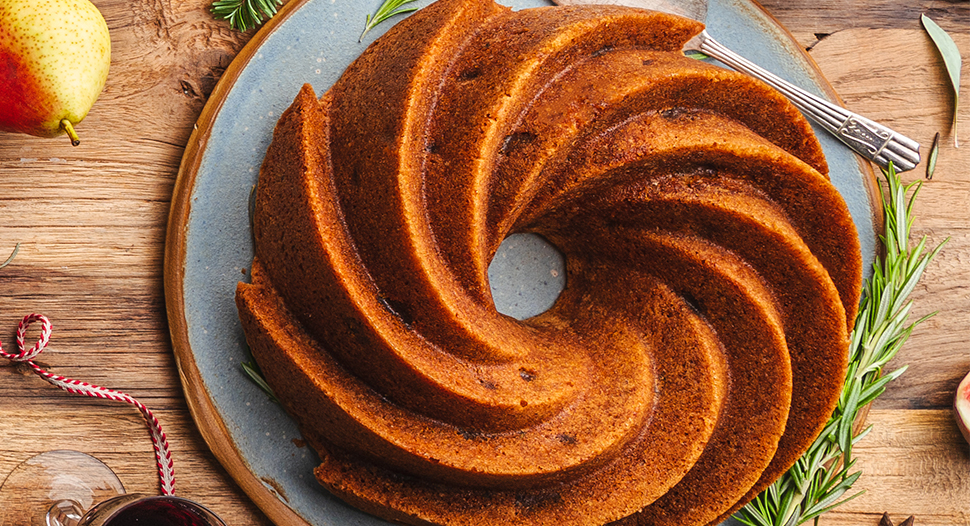 Pear Rosemary Whisky Bundt