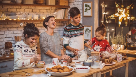 8 Christmas Gift Ideas for Foodies - Get them at FairPrice for greater convenience and trust