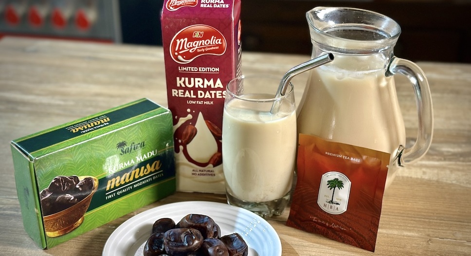 Iced Kurma Milk Tea