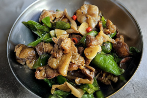 Hunan Style Stir Fry Pork with Green Pepper Recipe on FairPrice Group app