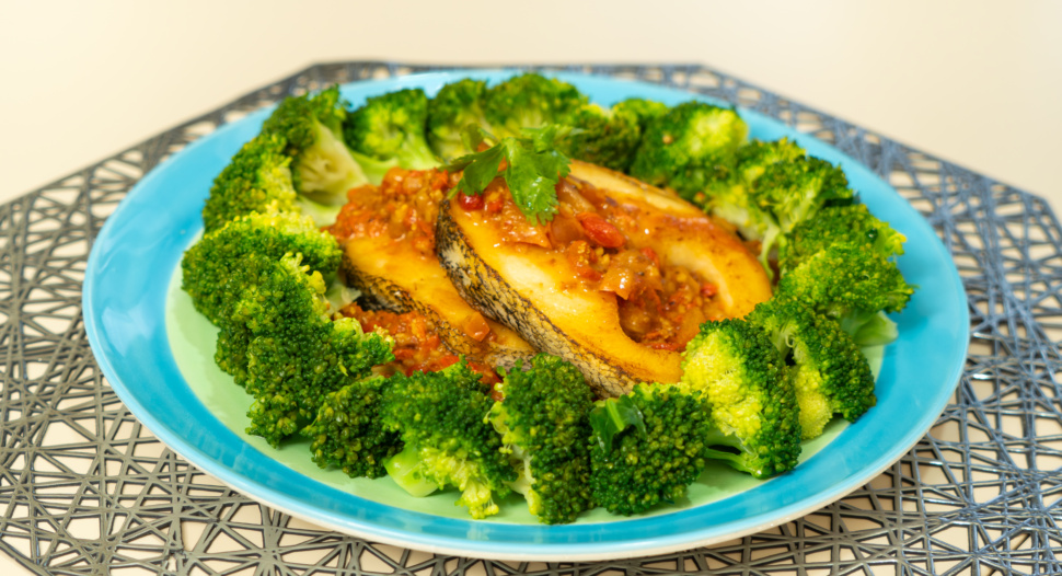 Broccoli and Cod Fillet with Goji Berry