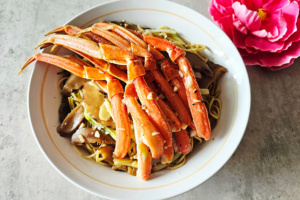 Snow Crab “Longevity Yee Mee" Recipe on FairPrice Group app